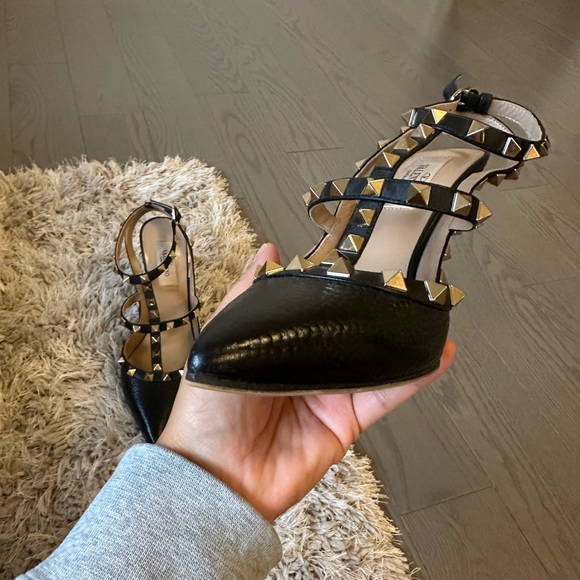 Valentino shoes ❤️  Authentic!!! - Picture 8 of 16
